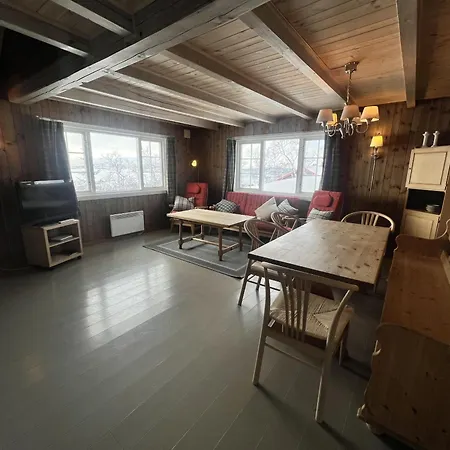 Granebo - * Ustaoset